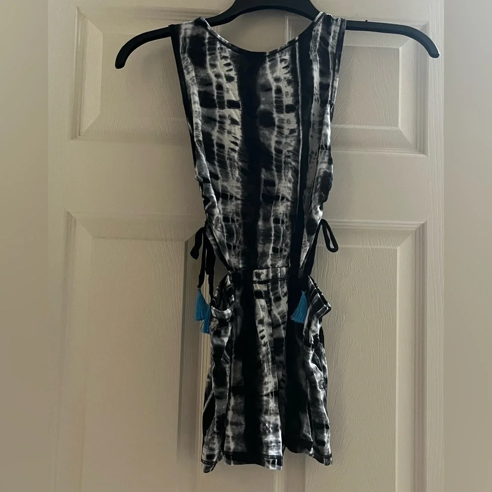 NWT - Random Hearts - Tie-Dye Side cut-out Romper - Girls Size Large